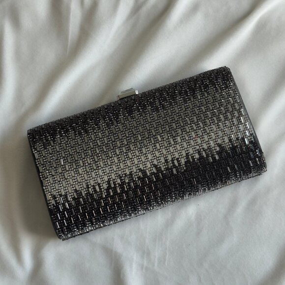 Nina Beaded Clutch NWT - Picture 1 of 4